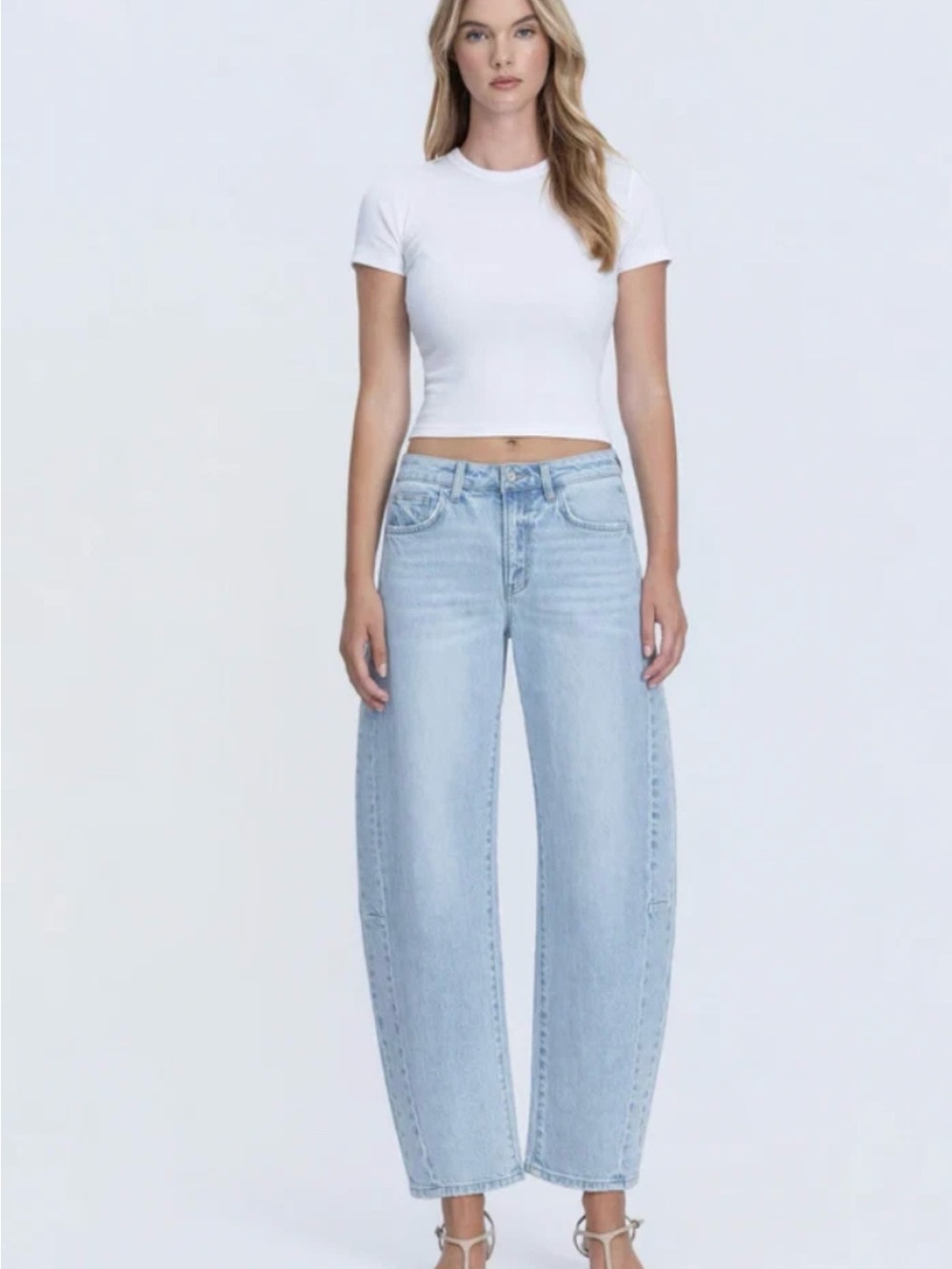 Vervet flying monkey barrel jeans Light Wash High-Rise Wide Leg Women’s Jeans